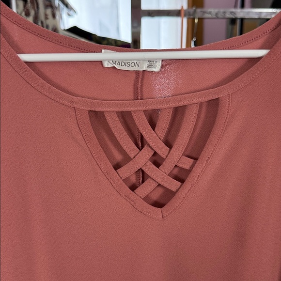 89th and Madison size XL Women's Rose Pink Short Sleeve Top - Picture 4 of 5